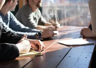 Serviços Societários